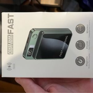 New Magnetic wireless charger for i phone